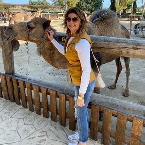 Meet your Posher, Lisa